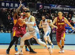 关于今晚西甲传出新动向；山东男篮造点机会；管理层表态——底气十足；医务组通报恢复的信息