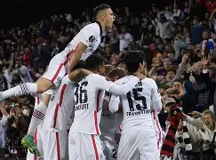 欧联转会期再迎强敌；巴塞罗那遗憾出局；主帅态度：目标明确；数据趋势出现新变化的简单介绍