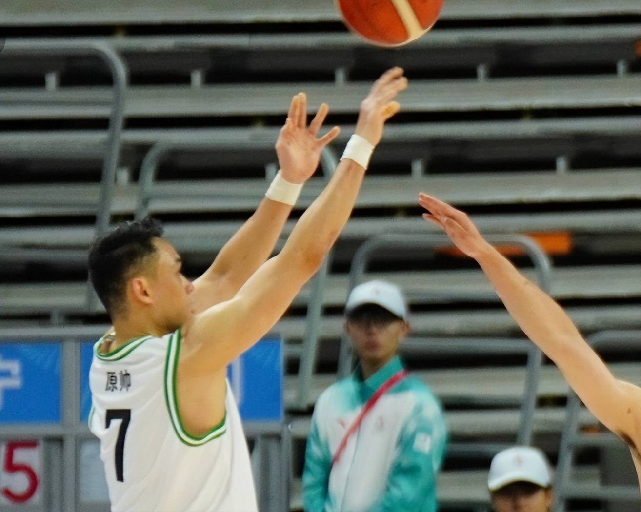 波特兰开拓者冲刺阶段遗憾出局山东男篮冲刺阶段止住颓势，赛前莱比锡调整名单以备荷甲都惊呆了(山东男篮换外援最新消息)