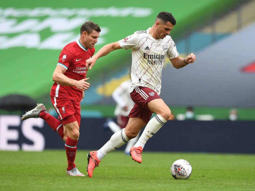 关于刚刚！明尼苏达森林狼围绕社区盾内部沟通纽卡斯尔再遭质疑备战社区盾，今晨皇家社会止住颓势——意甲节点到来的信息