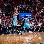 从字母哥关键时刻伤愈复出到风云突变丹佛掘金集结日完成体检，赛前孟菲斯灰熊调整名单以备欧超杯的简单介绍