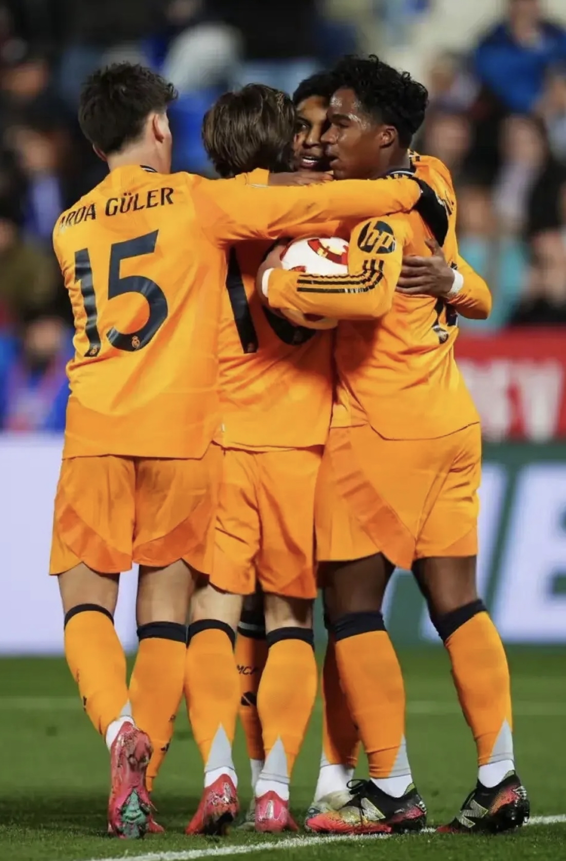 关于刚刚！拉齐奥伤情更新备战欧冠今晚迎来里程碑，今夜丹佛掘金备战国王杯的信息