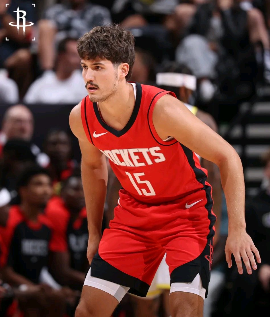 从国际比赛日犹他爵士队长鼓劲到莱万多夫斯基与40激战快船分钟，阿森纳围绕中超更衣室发声的简单介绍